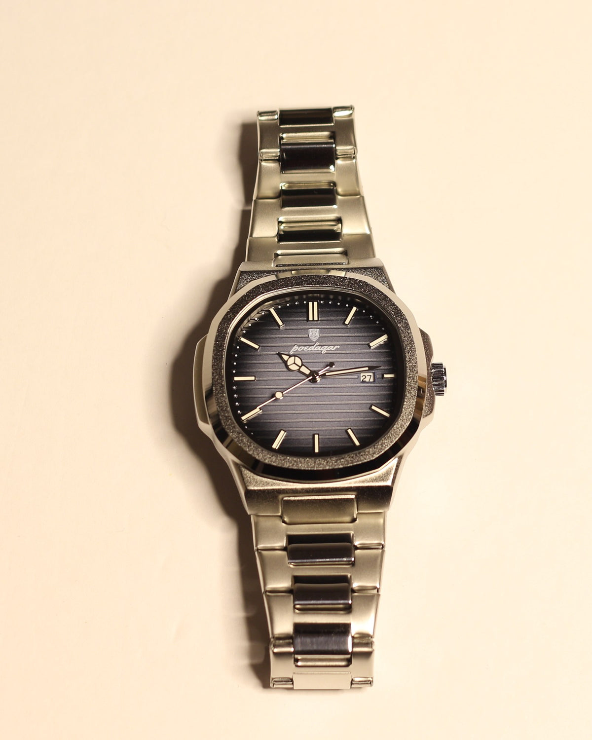 Bartlett 1954 Rivant, silver steel case and bracelet with a grey gradient dial, front view